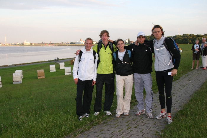 a picture called German Meeting Cuxhaven 2007 Bild 21 should be here...