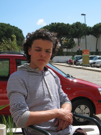 a picture called IMG 0056 klein should be here...