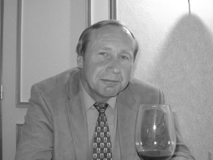 a picture called IMG 0081 klein should be here...